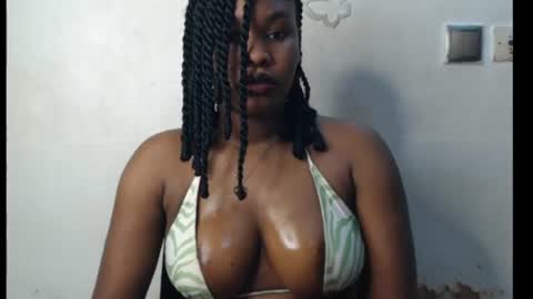 Snapshot of cum_ebony_xxxpetit chatting on 26, 7, 2026 Teeha online show from 26, 7, 2026