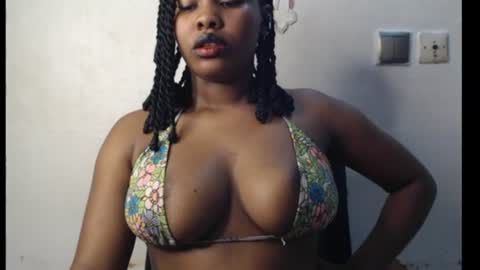 Snapshot of cum_ebony_xxxpetit chatting on 30, 7, 2026 Teeha online show from 30, 7, 2026