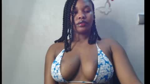 Snapshot of cum_ebony_xxxpetit chatting on 31, 7, 2026 Teeha online show from 31, 7, 2026