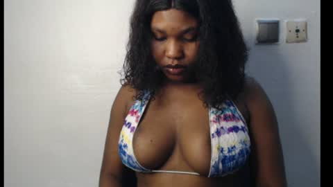 Snapshot of cum_ebony_xxxpetit chatting on 3, 8, 2026 Teeha online show from 3, 8, 2026