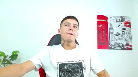 cumandres online show from 10, 3, 2026