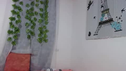 Snapshot of cumb0y_squirtgirl chatting on 16, 9, 2025 Pablo and emma online show from 16, 9, 2025