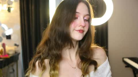 Snapshot of cumband chatting on 4, 11, 2025 fansly - lilyband online show from 4, 11, 2025