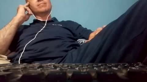 Snapshot of cumbian_chero chatting on 8, 5, 2026 cumbian_chero online show from 8, 5, 2026