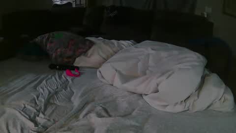 Snapshot of cuminnchill chatting on 9, 3, 2025 Malcolm and Hannah online show from 9, 3, 2025