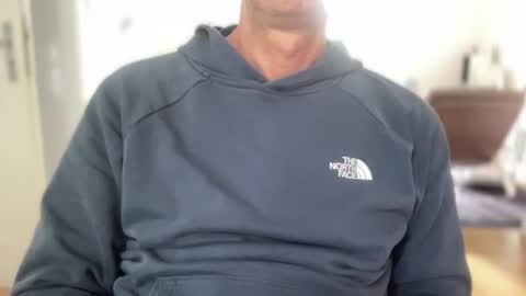 Snapshot of cumminglater chatting on 17, 6, 2026 cumminglater online show from 17, 6, 2026