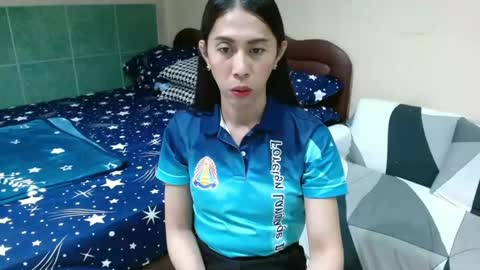 Leah Vergara online show from 13, 2, 2025