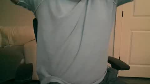 Snapshot of cummmg23 chatting on 31, 10, 2025 cummmg23 online show from 31, 10, 2025