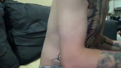 Snapshot of cumonover420 chatting on 8, 6, 2026 cumonover420 online show from 8, 6, 2026