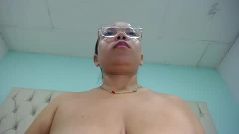 Snapshot of cumontitsxxx chatting on 24, 4, 2026 Cumontitsxxx online show from 24, 4, 2026