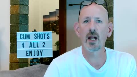 Snapshot of cumshots_n_caviar chatting on 25, 2, 2026 Billy here and Im having my Streaming Debut today February 25th wish me luck online show from 25, 2, 2026