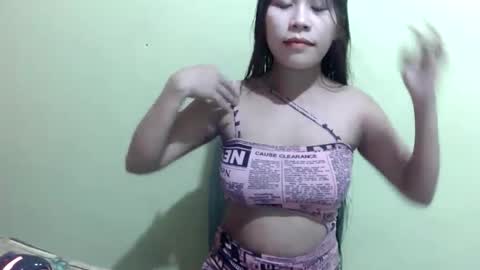 Snapshot of cumwhore4uxox chatting on 2, 11, 2025 cumwhore4uxox online show from 2, 11, 2025