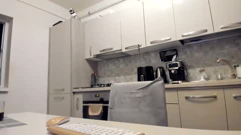 maria  alex online show from 5, 6, 2026