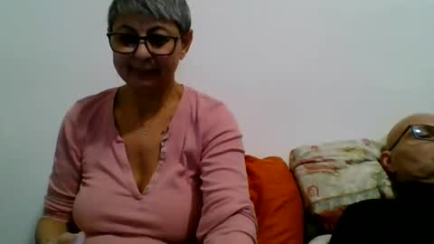 couple online show from 18, 12, 2024