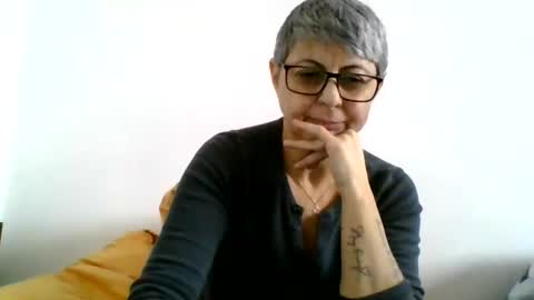 couple online show from 31, 12, 2024