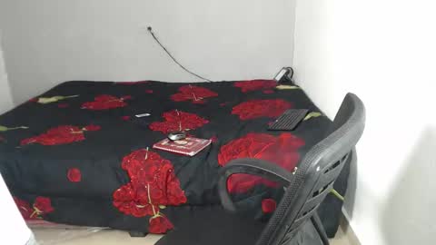 Curious bitch2007 online show from 2, 10, 2025