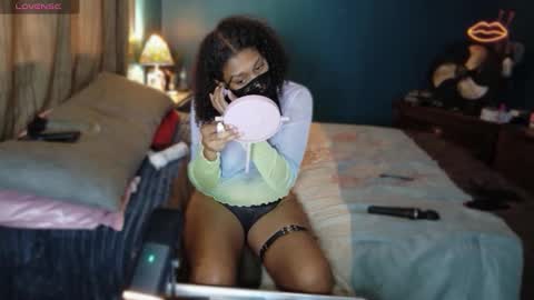 Snapshot of curlynony chatting on 7, 11, 2025 Curlynony online show from 7, 11, 2025