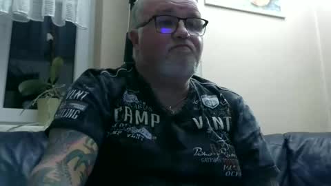 curtus14 online show from 8, 1, 2026