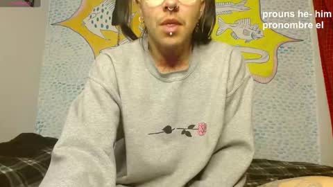 Snapshot of curuba_ chatting on 4, 12, 2024 Curuba online show from 4, 12, 2024