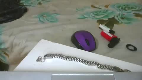 Snapshot of curvey_brown_girl chatting on 7, 5, 2026 curvey_brown_girl online show from 7, 5, 2026