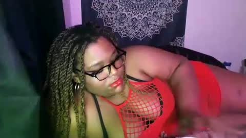 Snapshot of curvybcelinemixe chatting on 14, 2, 2025 Cline  online show from 14, 2, 2025