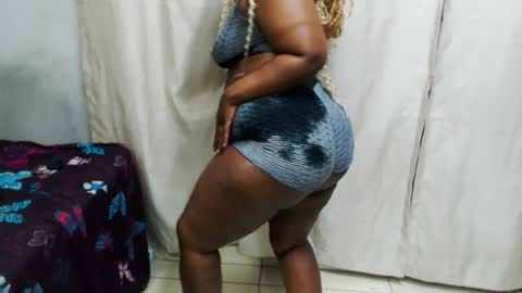 curvydarkfatass online show from 13, 7, 2026