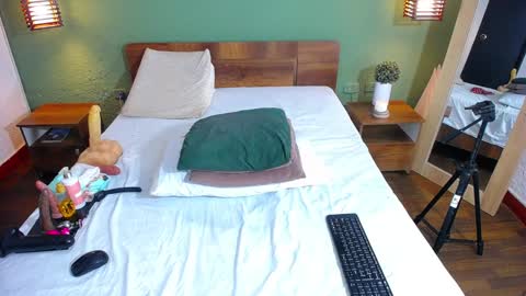 Snapshot of curvyebonyy_ chatting on 14, 12, 2024 Danna online show from 14, 12, 2024