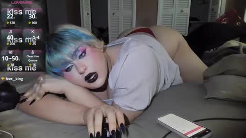 Snapshot of curvygothfemboy chatting on 30, 1, 2025 Curvygothfemboy online show from 30, 1, 2025