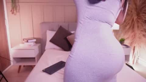 Snapshot of curvyliciouss chatting on 15, 3, 2026 Samantha online show from 15, 3, 2026