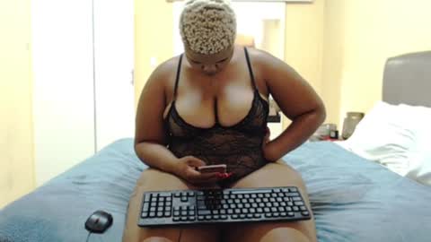 curvyzama online show from 5, 12, 2024