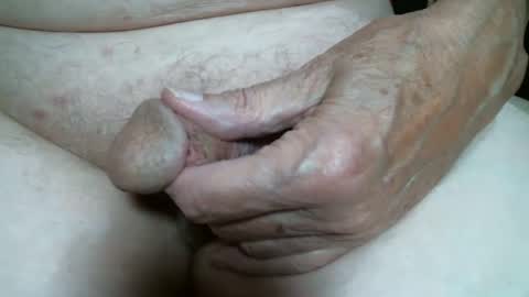 Snapshot of cutandwaxed2 chatting on 5, 10, 2025 BI SMOOTH MATURE  SUB online show from 5, 10, 2025