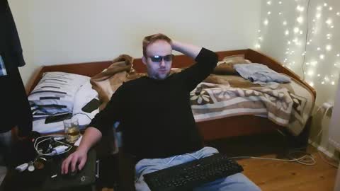 cute69696969 online show from 19, 11, 2025