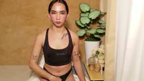 Snapshot of cute_294050 chatting on 18, 4, 2026 Cali online show from 18, 4, 2026
