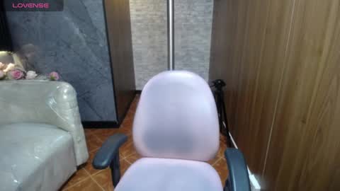 Snapshot of cute_angel_1 chatting on 3, 7, 2026 cute_angel_1 online show from 3, 7, 2026