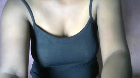 Snapshot of cute_apexa chatting on 10, 9, 2025 alia online show from 10, 9, 2025
