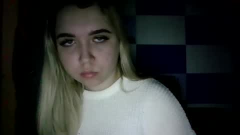 Snapshot of cute_beauty05 chatting on 23, 10, 2025 cute_beauty05 online show from 23, 10, 2025