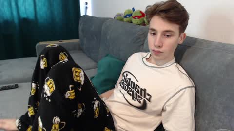 Snapshot of cute_brian chatting on 3, 2, 2025 Im Brian online show from 3, 2, 2025