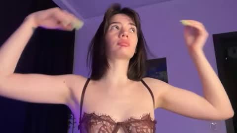 Snapshot of cute_bubbles chatting on 23, 4, 2026 cute_bubbles online show from 23, 4, 2026