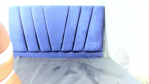 Snapshot of cute_ebony_18_ chatting on 4, 3, 2026 cute_ebony_18_ online show from 4, 3, 2026