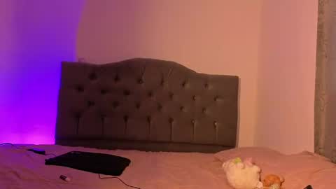 Emma online show from 8, 4, 2026