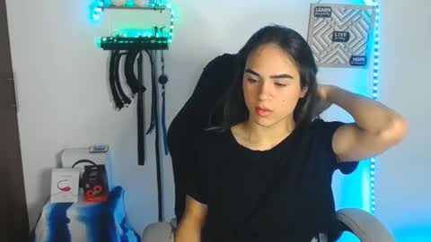 Snapshot of cute_horny12 chatting on 2, 2, 2025 Cute horny1 online show from 2, 2, 2025