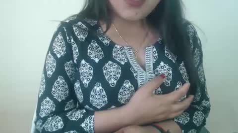 Snapshot of cute_kavya chatting on 16, 2, 2026 cute_kavya online show from 16, 2, 2026