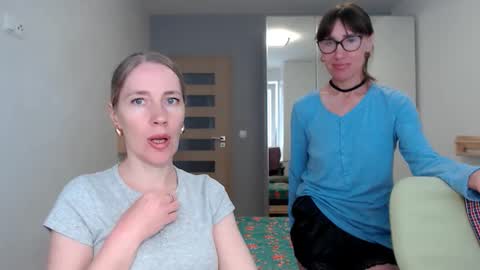 Snapshot of cute_lion_ chatting on 23, 5, 2026 cute_lion_ online show from 23, 5, 2026