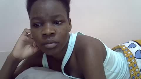 cute_marion online show from 16, 2, 2025