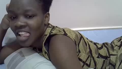 cute_marion online show from 25, 2, 2025
