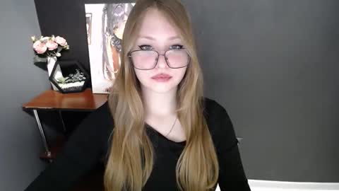 Snapshot of cute_minx chatting on 23, 2, 2026 Veronica online show from 23, 2, 2026