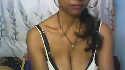 Snapshot of cute_moll chatting on 28, 12, 2024 murielle online show from 28, 12, 2024