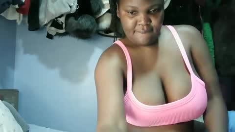 Snapshot of cute_roxie chatting on 24, 3, 2026 cute_roxie online show from 24, 3, 2026