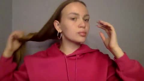 cute_shy06 online show from 2, 12, 2025