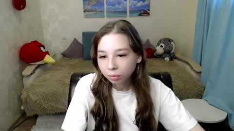 Snapshot of cute_shyg chatting on 5, 8, 2026 cute_shyg online show from 5, 8, 2026